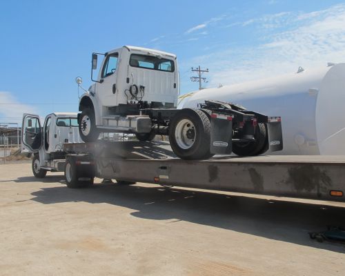 REMOLQUE CAMA BAJA (TAIL TRAILER)