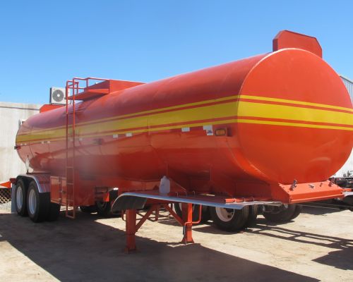 REMOLQUE COMBUSTIBLE